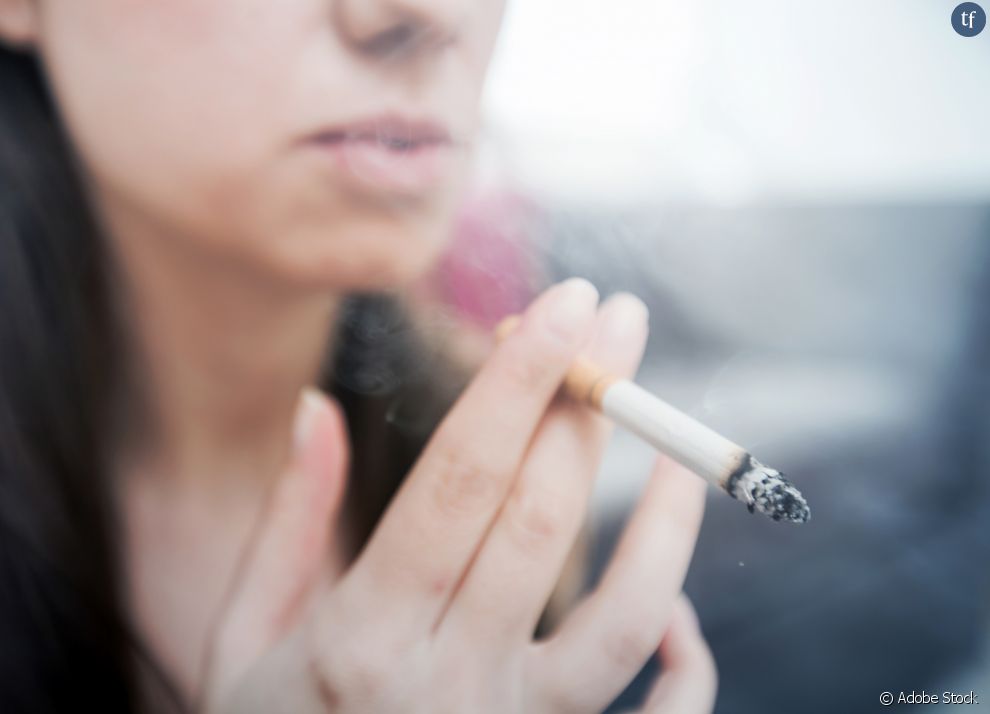  En 2021, en France, plus de trois adultes de 18-75 ans sur 10 ont déclaré fumer (31,9 %), et un quart ont déclaré fumer quotidiennement (25,3 %), et ce sur un échantillon de plus de 30 000 personnes.   