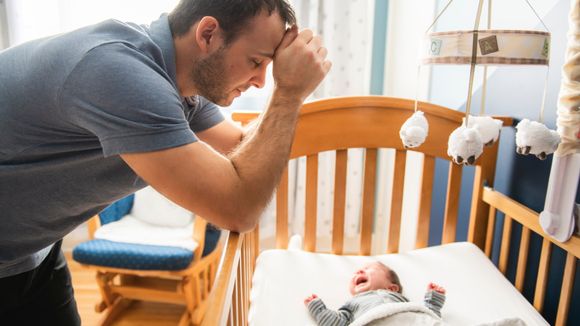 Pourquoi le congé paternité est (aussi) bon pour la santé mentale des pères