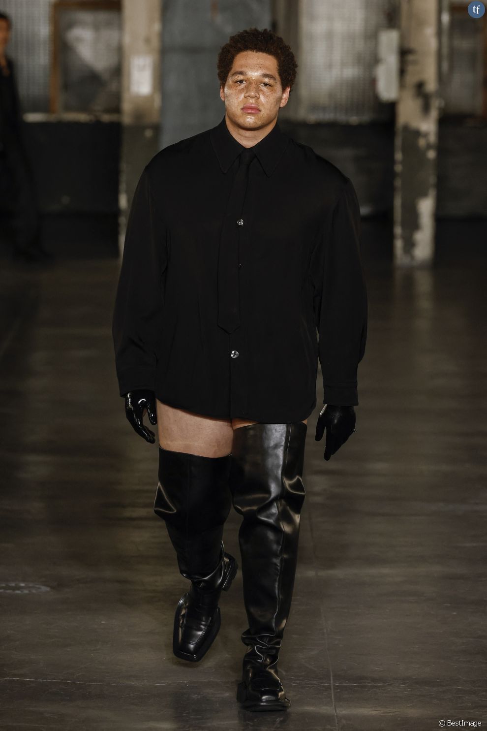 Le défilé mode Hommes LGN - Louis-Gabriel Nouchi prêt-à-porter automne-hiver  2023/2024 à la Fashion Week de Paris, le 18 janvier 2023 - Terrafemina