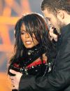  Effectivement, cette abondance impressionnante de plaintes renvoie à un événement historique : le scandale suscité en 2004, lorsque Justin Timberlake a exposé le mamelon de Janet Jackson dans le cadre du même Super Bowl.  