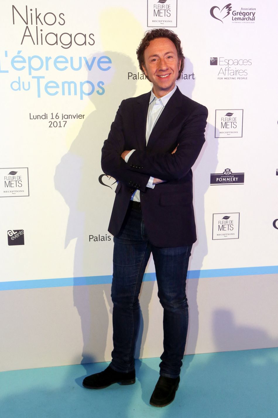 Stéphane Bern lors de l'exposition de Nikos Aliagas "L'Epreuve Du Temps" au Palais Brongniart, le 16 janvier 2017 à Paris.