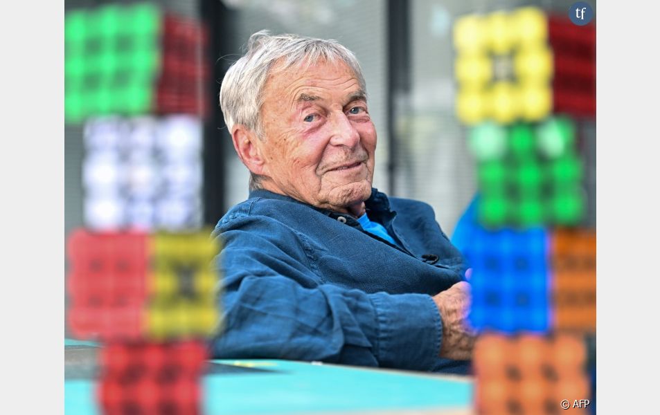 L'inventeur hongrois Erno Rubik lors d'un entretien avec l'AFP à Budapest le 29 avril 2024