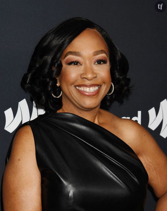 Shonda Rhimes attends the 35th Annual GLAAD Media Awards at The Beverly Hilton Hotel on March 14, 2024 in Beverly Hills, California. © PPS/Bestimage