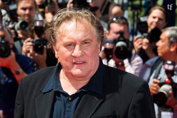 "Tout le monde voyait le comportement de Depardieu, mais tout le monde ne mettait pas le bon mot sur le comportement de Depardieu", précise la journaliste.