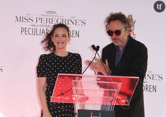 En tant qu'adolescente, l'actrice aurait "été victime d'une tirade incessante de comportement prédateur de la part de stars hollywoodiennes telles que Tim Burton, (et) Johnny Depp." Le réalisateur Tim Burton avait affirmé avoir un crush sur elle quand il avait 27 ans, elle 15.