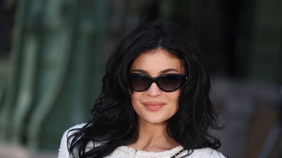 Kylie Jenner explique enfin le sens de cette tenue controversée qui avait fait réagir sur le tapis rouge