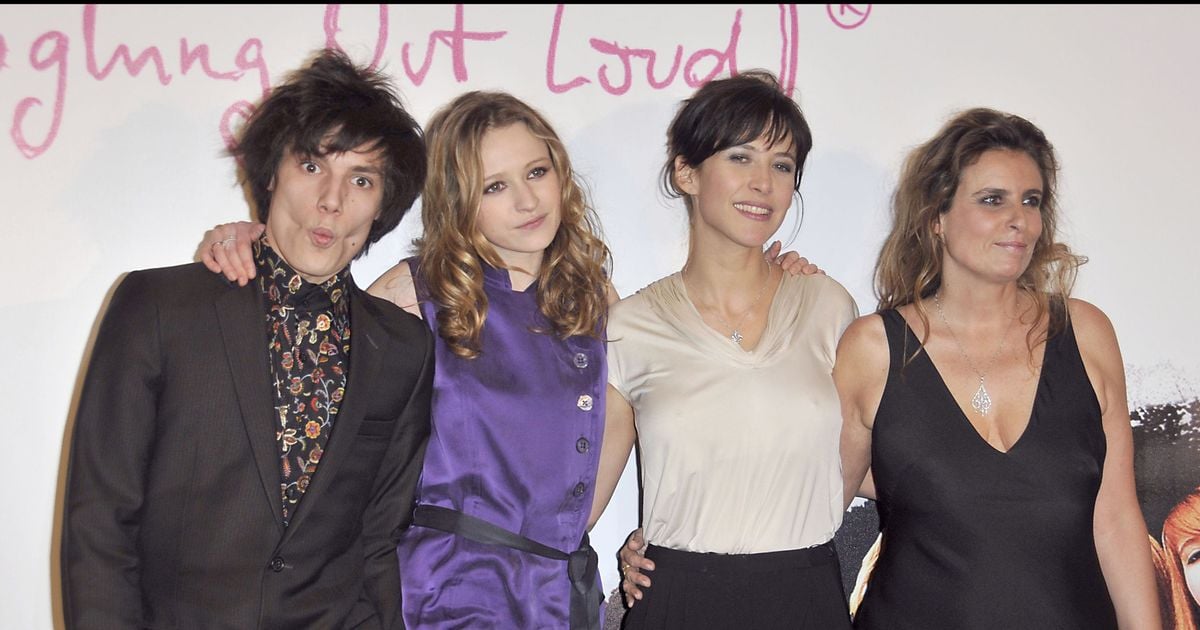 Sophie Marceau ? Pierre Niney ? Alexandre Astier ? Ce film culte aura une suite mais quels acteurs seront de retour ? Sa réalisatrice répond enfin