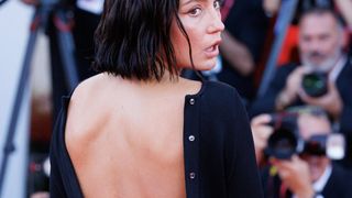 “Un gros fantasme masculin" : Adèle Exarchopoulos dévoile le rôle préféré de sa filmo, "une femme libre avec une sexualité"
