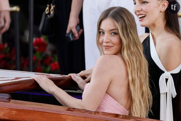 Après Sabrina Carpenter, c'est au tour de Sydney Sweeney de jouer à la lolita.