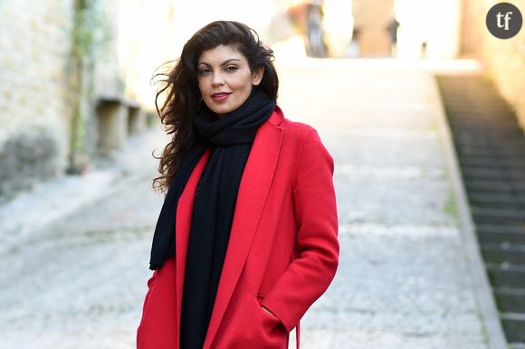 Nawell Madani, humoriste et comédienne, est accusée d'avoir frappé un enfant de 6 ans en plein thorax à 22h30, sur les Champs Elysées. L'enfant souhaitait prendre une photo avec l'artiste, qui aurait "cru à un vol" et lui aurait asséné un coup de pied.
