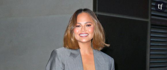 “C’est triste”, “pourquoi le dire ?” : Chrissy Teigen, mannequin super star dévoile une nouvelle chirurgie esthétique et Internet s’enflamme