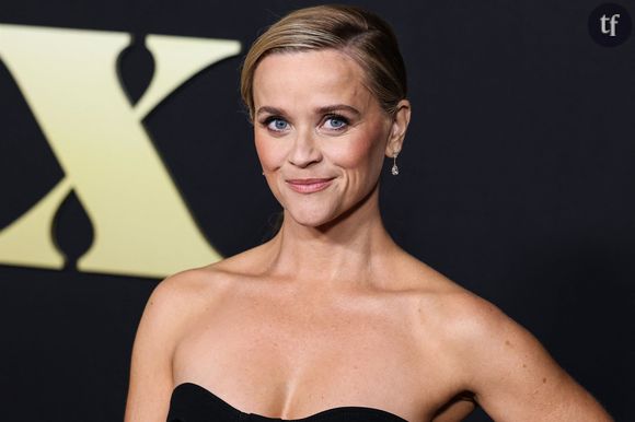 "Ils ont 30 ans de différence non ?" : Reese Witherspoon s'affiche à la plage avec son nouveau petit ami, et choque les internautes
