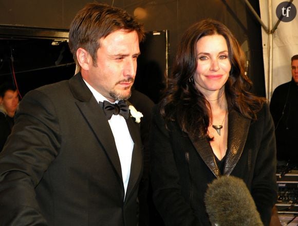 Neve Campbell est très attachée à la saga Scream. L’une des œuvres qui lui a apporté gloire et amour d’un public toujours grandissant - la gén Z apprécie plutôt les deux derniers volets.

Démonstration est faite avec cette toute nouvelle déclaration-choc de l’actrice. Dans les pages de 20 Minutes, elle énonce avec enthousiasme : "Je ne sais pas si je reviendrai dans la saga, mais je n’aurais rien contre en réaliser un épisode". Surprise totale pour ses nombreux fans.