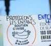 On entend alors la jeune fille demander à son compagnon : "t'as eu peur d'être accusé de détournement de mineure ?" Ce à quoi le jeune homme répond : "non parce que j'ai vraiment attendu que t'aies 16 ans entre guillemets, j'ai tout le temps eu ton accord, l'accord de tes parents."