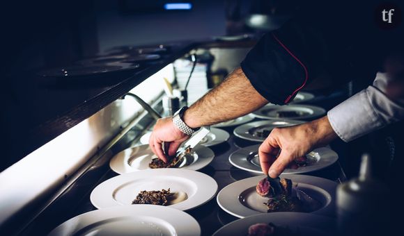 Insultes, coups, bizutage, humiliations : ce chef harcelé dès l'âge de 13 ans dénonce la "banalisation de la violence" en cuisine
