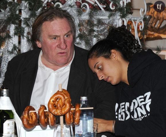 Cette dernière a choisi d’afficher les messages haineux qui lui sont adressés, notamment celui d’un internaute qui la questionne sur la vie que son grand frère a menée.