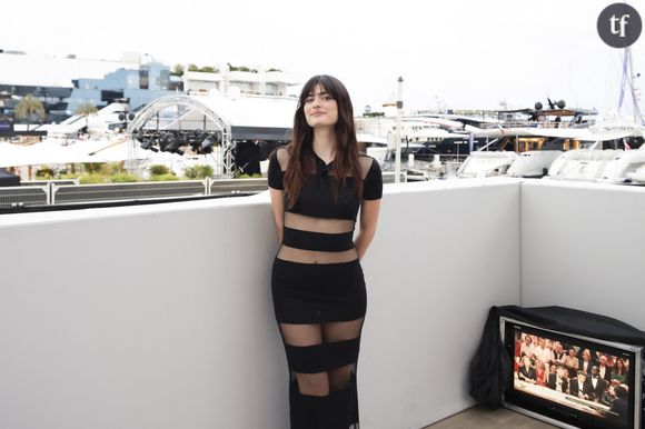 "Reine" : cette chanteuse de la Star Ac assume sa sensualité dans un déshabillé en dentelle et sidère ses fans, sa réponse au body shaming