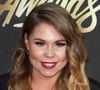 Dans une vidéo postée sur son compte Instagram le 6 janvier dernier, l’autrice et star du programme télé Teen Mom, Kailyn Lowry, a partagé ses regrets quant aux récentes opérations de chirurgie esthétique qu’elle a faites. “C’est la première fois que je me maquille depuis que je me suis faite opérer et je suis enfin capable de me laver sans aide”, commence-t-elle par dire.