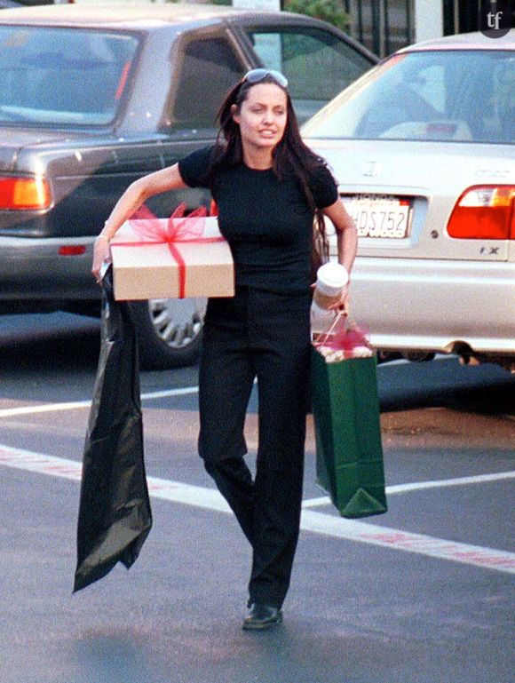 En ligne, les internautes la comparent à sa mère dans les années 2000.