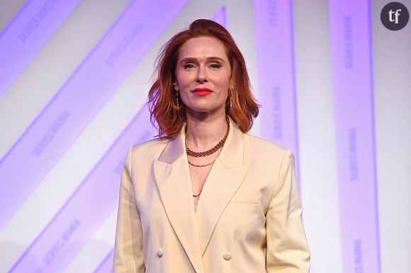 Audrey Fleurot rayonne en diva d'un autre temps. Interviewée par la télévision Belge, la star de HPI reproduit le look de la série culte pour son dernier baroud d'honneur, et sidère ses fans sur ces images "sublimes".