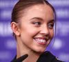 A savoir ? Et bien, Sydney Sweeney s'est récemment rapprochée de Jeff Bezos. Jeff Bezos, qui a racheté la franchise James Bond. Sweeney s'est rendue à ses fiançailles, à Venise. Et puis, elle a pu compter, ensuite, sur l'une des firmes du milliardaire, pour concrétiser l'un des projets de sa vie : lancer sa propre marque de lingerie. Mécène, Bezos finance cette marque très personnelle.
