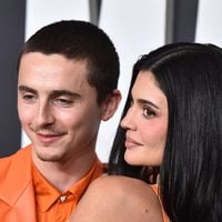 “Sensationnelle !” : Kylie Jenner en robe latex ultra moulante, elle confirme son statut de queen sexy