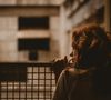 Faut-il prendre en charge les hommes violents ? Ca, c'est ce que se demande un reportage inédit de Konbini, qui nous plonge au sein d'un des Centres de Prise en Charge des Auteurs (CPCA), lieux dont le dispositif est limpide : accueillir la parole des auteurs de violences.