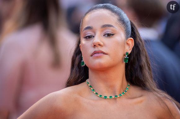 “La photo doit être coupée. Moi j’ai rien en bas”, “Y’a rien qui va mais comme c’est Lena tout va bien”, “Du grand n’imp”, “Elle a oublié son froc”, “Tu es partie trop vite de chez toi, tu as oublié ton pantalon”, “tu vas bien ?”.