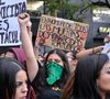 Disparitions, enlèvements, meurtres... Les violences faites aux femmes et féminicides suscitent émoi intense et indignation dans la société mexicaine. Les voix féminines s'exacerbent pour enfin briser le silence.