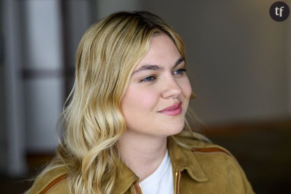 "Tu as vachement maigri", "tu n'as pas l'air heureuse" : Louane inquiète ses fans sur une nouvelle photo
