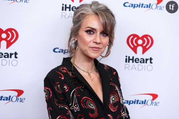 Hilarie Burton. Cette actrice suscite une profonde nostalgie, comme en témoignent les réactions engendrées par sa dernière - et très remarquée - apparition sur le tapis rouge...