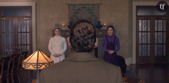 La série est d’ores et déjà très prometteuse, au vu du succès de The Handmaid’s Tale mais aussi des écrits de Margaret Atwood, son roman The Testaments ayant remporté le Booker Prize en 2019. Sans compter que ces sujets touchent plus que jamais quand on voit les droits des femmes être de plus en plus remis en question, notamment outre-Atlantique depuis le deuxième mandat de Donald Trump.