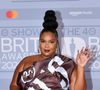 Lizzo est sous le feu de toutes les polémiques, entre accusations de harcèlement sexuel et controverses liées à son impressionnante perte de poids...