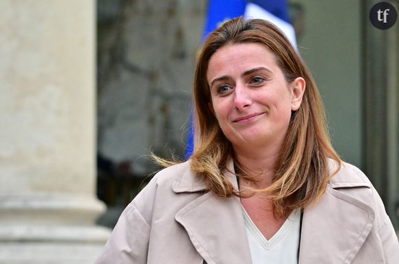 Pour le format de Webedia "La parole", l'ancienne porte-parole du gouvernement Prisca Thévenot s'était elle aussi exprimée sur le sexisme en politique. Ainsi que la députée écoféministe Sandrine Rousseau, qui avait affirmé avec conviction : "Je suis une femme combattante décidée à faire bouger les choses, or quand on est une femme engagée, on se prend une haine, qui est quasiment ancestrale, et renvoie à la chasse aux sorcières".