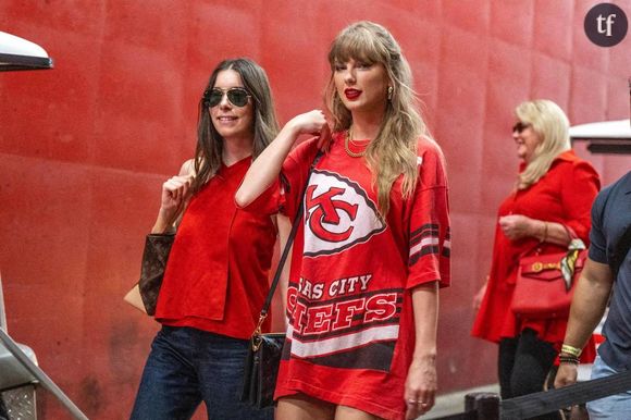 "C'est sur le sexe de son mec ?" : Taylor Swift dévoile sa vie sexuelle avec Travis Kelce dans Wood et choque tout Internet