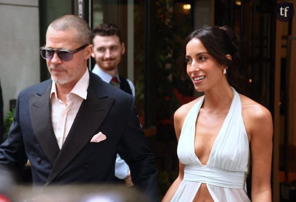 Ce lundi 16 juin, Brad Pitt a foulé pour la première fois un tapis rouge en compagnie de sa nouvelle compagne Ines de Ramon à New York. À l’occasion de l’avant-première du film F1, le duo est apparu plus complice que jamais sous l'objectif des photographes avant de rejoindre la salle de projection main dans la main.