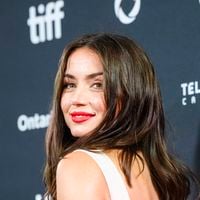 "C'est dangereux, elle doit fuir !" : Tom Cruise en couple avec Ana de Armas, de 26 ans sa cadette ? Les internautes sont scandalisés et inquiets