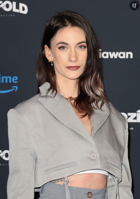 Défilé à la Fashion Week, notamment, apparitions très remarquées et toujours stylées lors d'événements médiatiques... Une trajectoire qui trouve un nouveau chapitre avec la toute première montée des marches de la star de la génération Z.