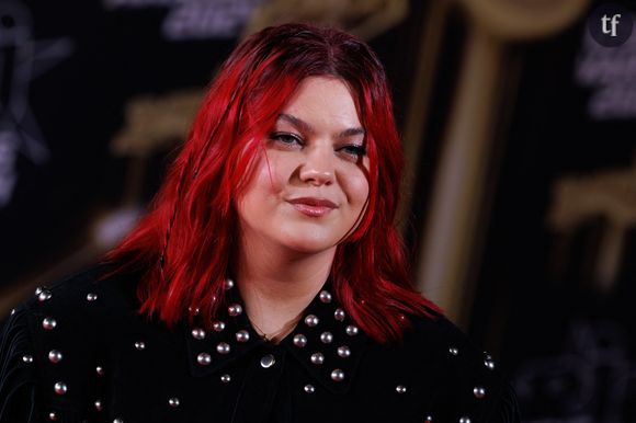 “Magnifique”, “déesse”, “reine” : Louane se dévoile en bikini à Ibiza et affole ses fans