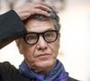 Dans une interview accordée à Paris Match en novembre dernier, Marc Lavoine expliquait que ces démonstrations d’affection répondaient parfois aux sollicitations des photographes. "Ils nous ont demandé de nous embrasser dès la sortie du taxi. Alors on l’a fait, pour leur faire plaisir", avait-il déclaré. Et d'ajouter, loin de s'excuser : "On aime s’embrasser. Et puis, si c’était le dernier jour de ma vie, je serais heureux de l’avoir embrassée".
