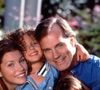 Stephen Collins vit désormais avec une fan de la série... De 40 ans moins que lui