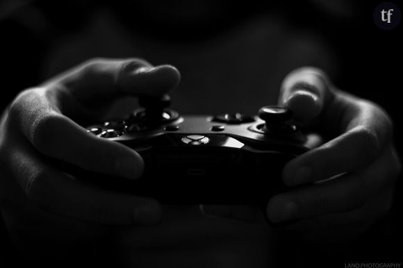 Le jeu en vient au point de faire simuler au joueur des viols ou des pratiques incestueuses.