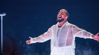 Harcèlement sexuel : Lara Fabian invite Slimane sur scène pour "résister", les internautes sont scandalisés