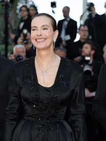 "Depardieu il te dérangeait pas", "Hypocrite" : cette grande actrice critique Godard mais sa relation avec Gérard Depardieu scandalise les internautes