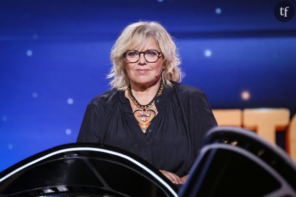 Emission culte pour son panel d'invités dont certains sont restés légendaires (les jumeaux) mais également, les punchlines acerbes et particulièrement fortes de café de son animatrice. Qui malheureusement a essuyé un revers de la médaille aussi injuste que cruel. Boccolini incarnait un personnage, mais tout le monde ne l'envisageait pas ainsi...