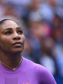 "J'ai des gros seins, des grosses fesses" : Serena Williams explique avoir eu du mal à assumer son corps "hors normes dans le milieu sportif"