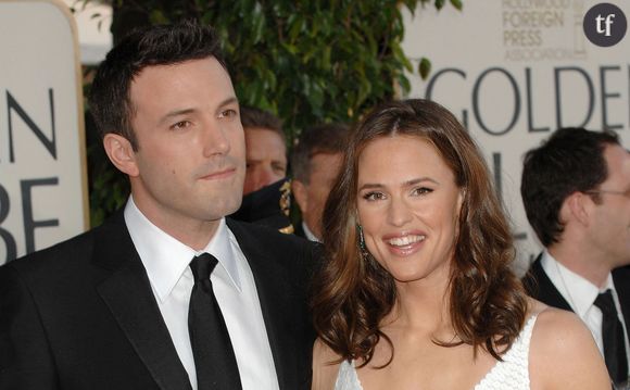 Ben Affleck et Jennifer Garner ne sont peut-être plus mariés, mais ils peuvent toujours profiter d'un match de baseball ensemble. Vendredi, l'ancien couple a été aperçu dans les tribunes lors d'un match des Boston Red Sox aux côtés de leurs enfants Fin et Samuel. Malgré leur divorce, les acteurs ont toujours entretenu une vraie complicité, notamment pour le bien-être de leurs enfants. Une autre idylle qui pourrait renaître de ses cendres ?