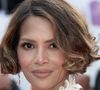 Halle Berry profite de la nature et de son amoureux en vacances dans le Sud-Ouest des États-Unis. Sur une nouvelle série de photos Instagram, l'actrice de 58 ans a posé en bikini se prélassant au bord du lac Powell, qu'elle a qualifié de "petit coin de paradis".