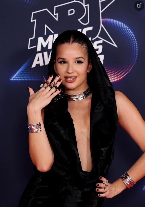 "Nudes", "faire l'amour 45 minutes" : cette chanteuse se confie très librement sur sa sexualité et c'est réjouissant (et féministe)