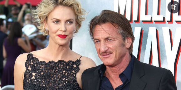 "C'est sa fille ?", "Elle est avec son grand-père" : Sean Penn apparaît avec son épouse mais la différence d'âge choque